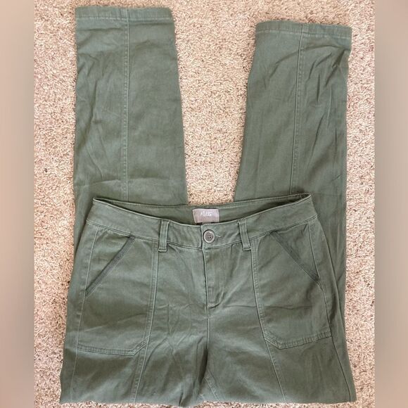 Motto army style pants convertible length pants w/great pockets - Picture 2 of 11